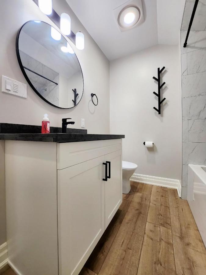 The Cozy Cove Modern King-Bedroom Full Apartment Saint Catharines Exterior foto